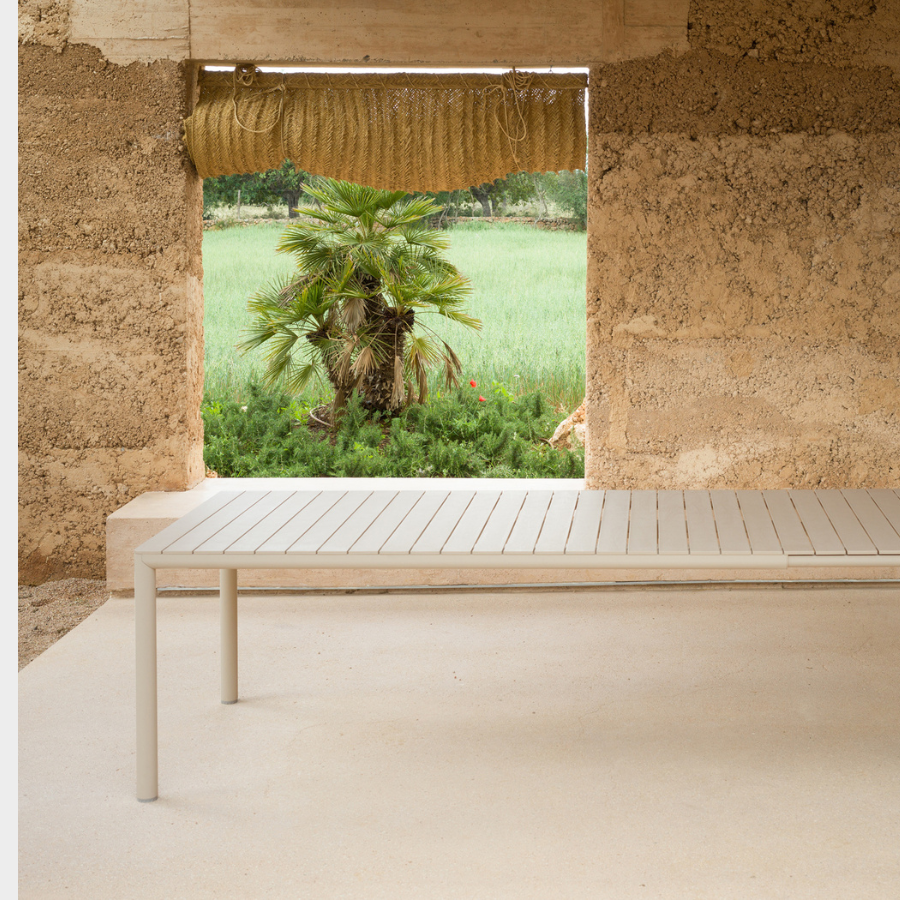 MESA TEVERE 147 EXT.